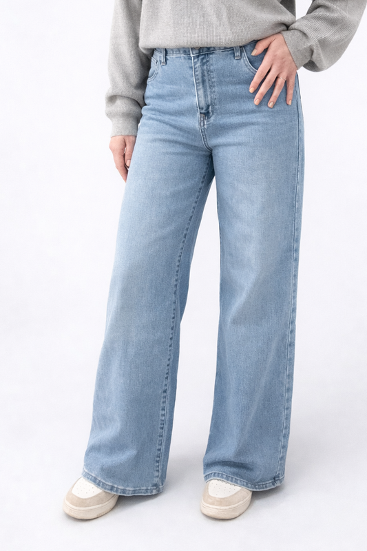 Wide leg jeans