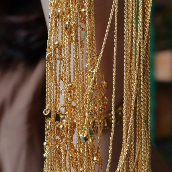 Braided Glow – Verstelbare Goudvermeil Ketting met Gevlochten Design