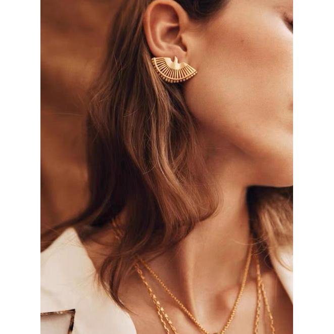 Swallow Grace – Symbolische Zwaluw Oorbellen met 18K Goudafwerking