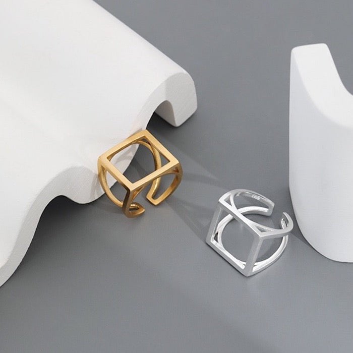 Statement Ring Gina – Strak Geometrisch Design met Moderne Edge
