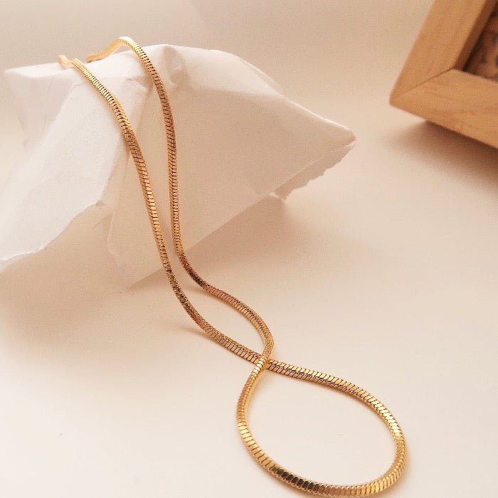 Golden Line Ketting – Subtiel, Strak & Tijdloos Elegant