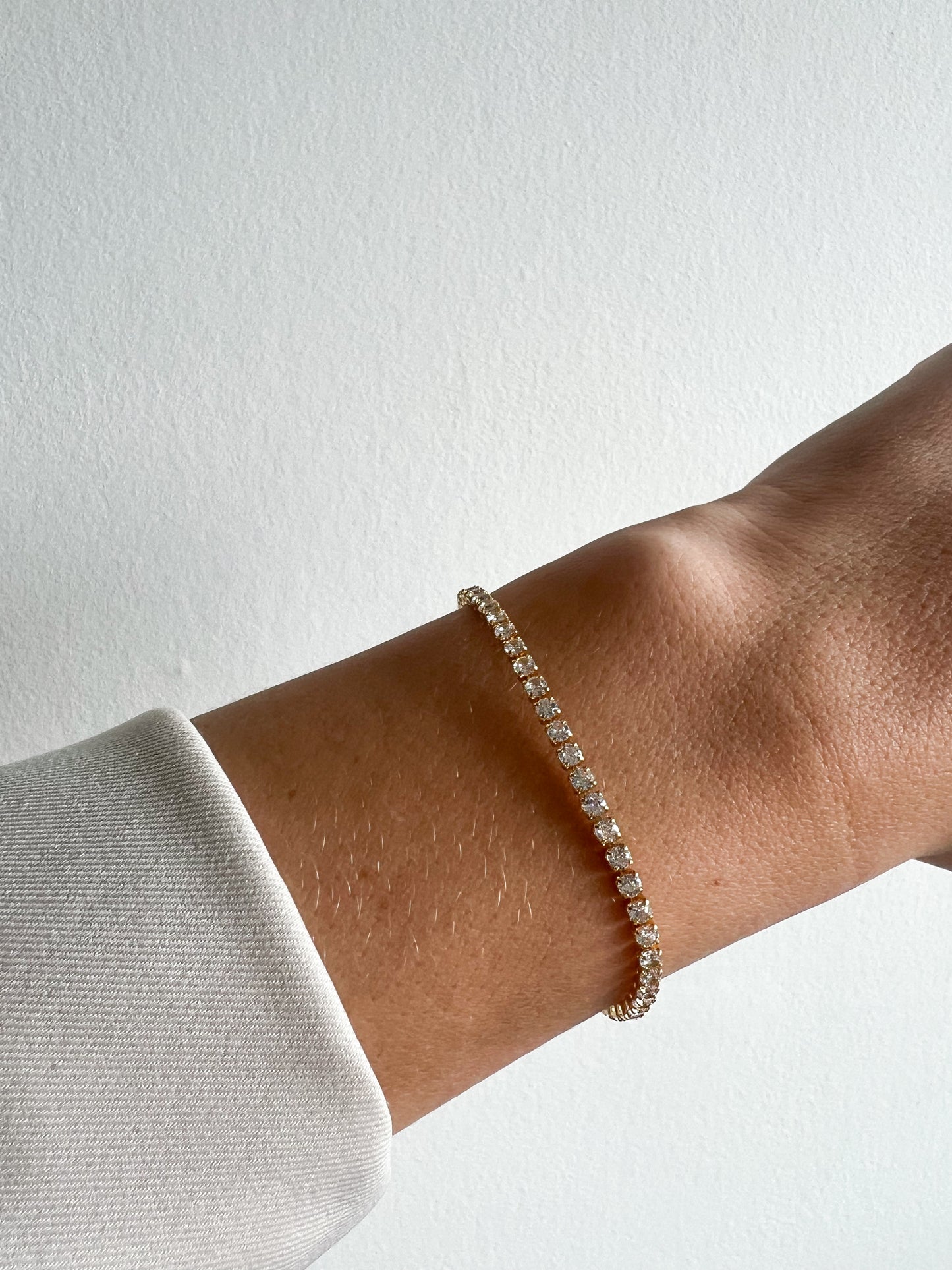 Timeless Glow Armband – Elegant & Verfijnd met Subtiele Sprankeling