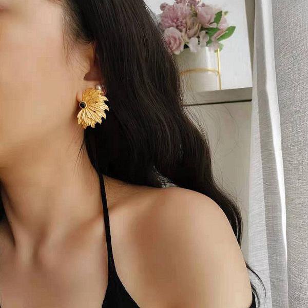 Peacock Wings – Elegante Oorbellen met Prachtige Pauwenveren Look