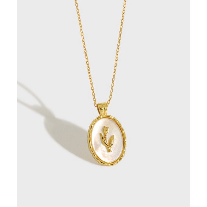 Golden Bloom – Tulp Ketting met Natuurlijke Parelmoer & Goud Vermeil