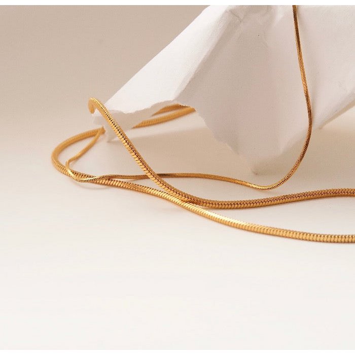 Golden Line Ketting – Subtiel, Strak & Tijdloos Elegant